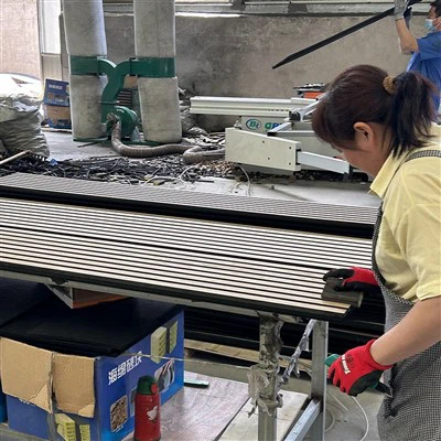 Suuren tiheyden akustiset paneelit maksimaalisen ääneneristyksen saavuttamiseksi